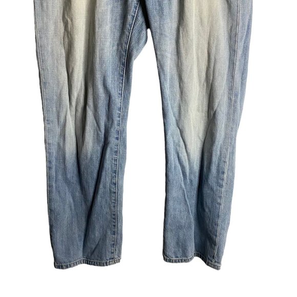 Tommy Hilfiger Men's Light Wash Premium Slim Straight Denim Jeans - Picture 3 of 11